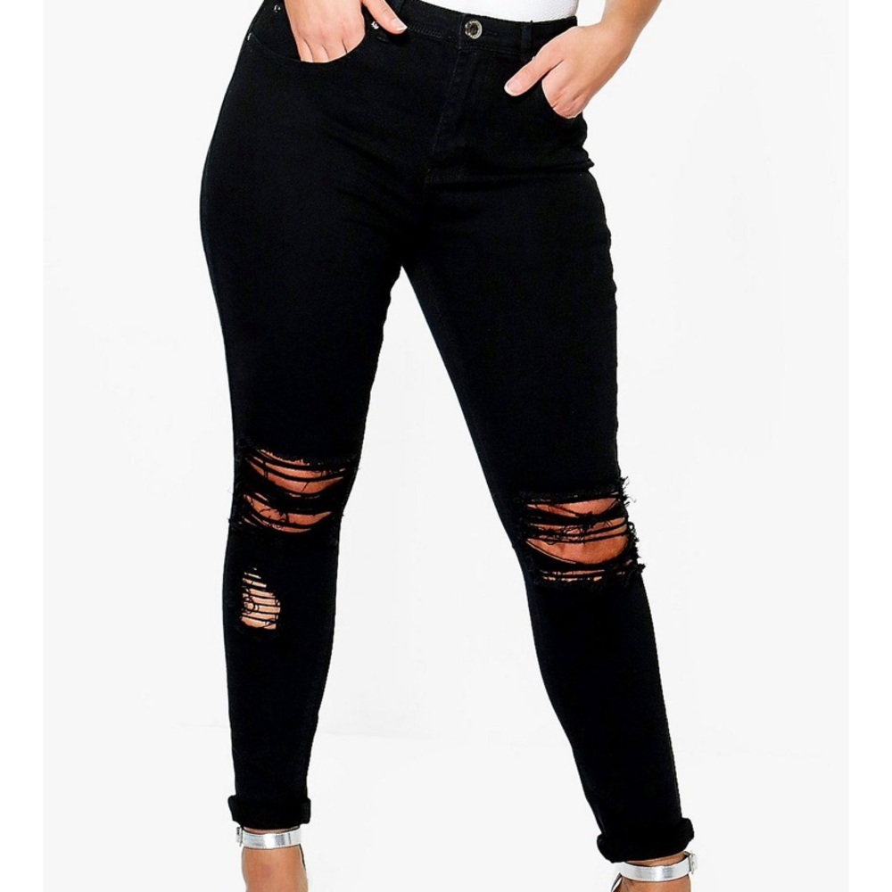 Plus Ripped Knee Stretch Skinny Jean